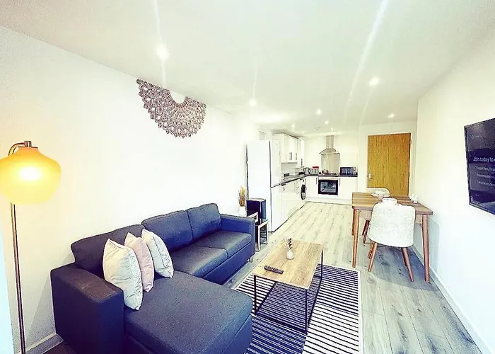 The Elegant Abode Apartment 2023 New-Build